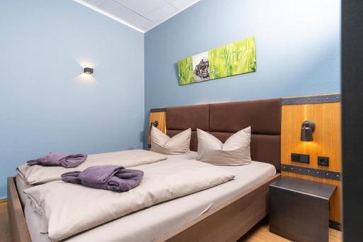 Double Room,1642328870:JPEG